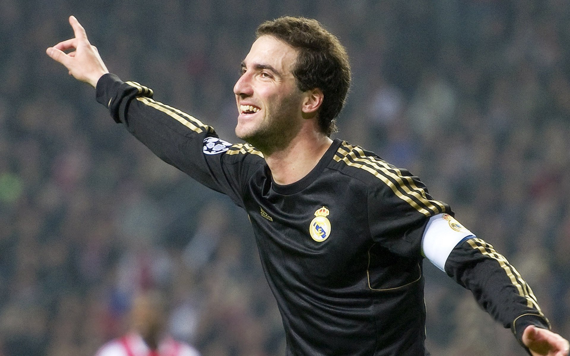 NBA季后赛西部首轮勇士轻松横扫篮网 准备迎接下轮较量，nba季后赛首日赛程勇士